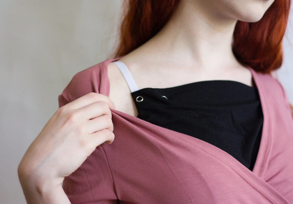 Trojhránek k ochraně dekoltu ZM Basic