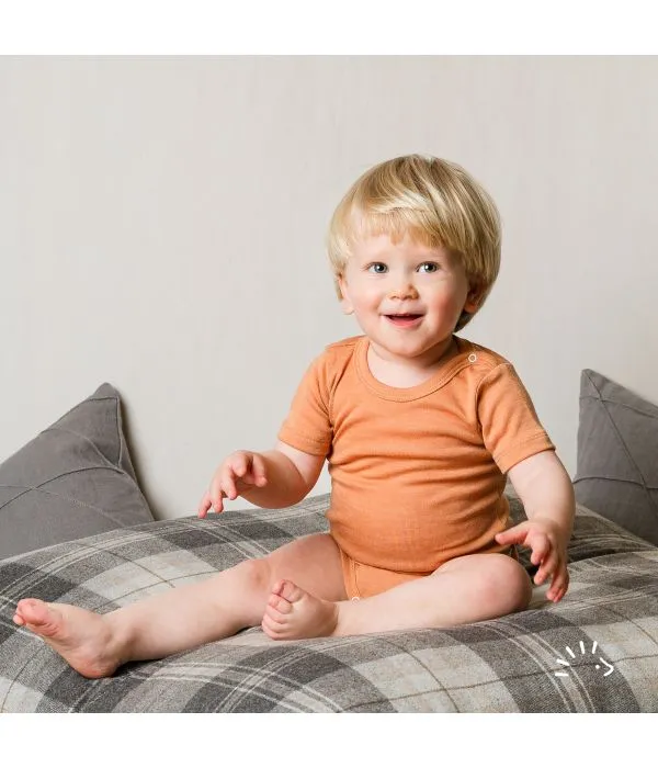 Merino/hedvábí body IoBio, kr. rukáv - Cinnamon