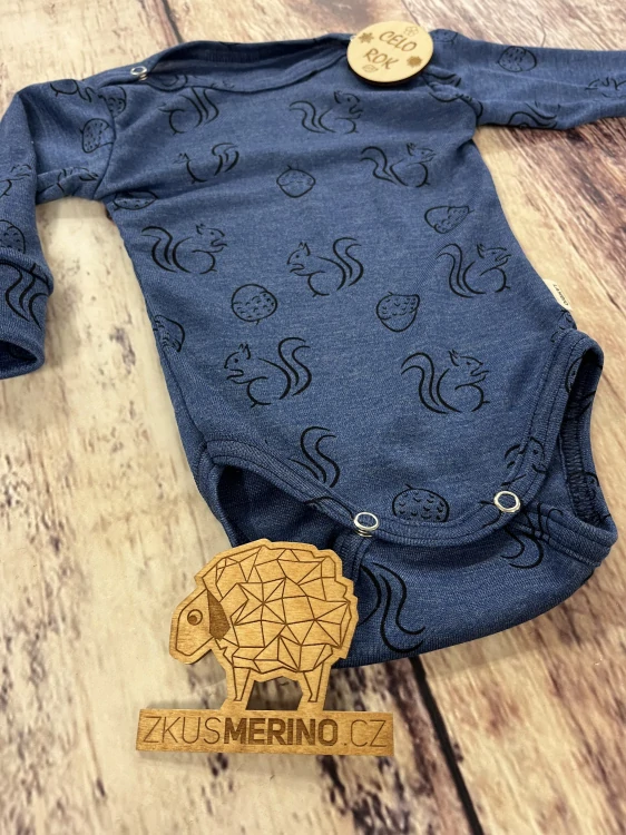 Rostoucí celoroční MERINO/HEDVÁBÍ body Lambio, DR - Veverky na modré*