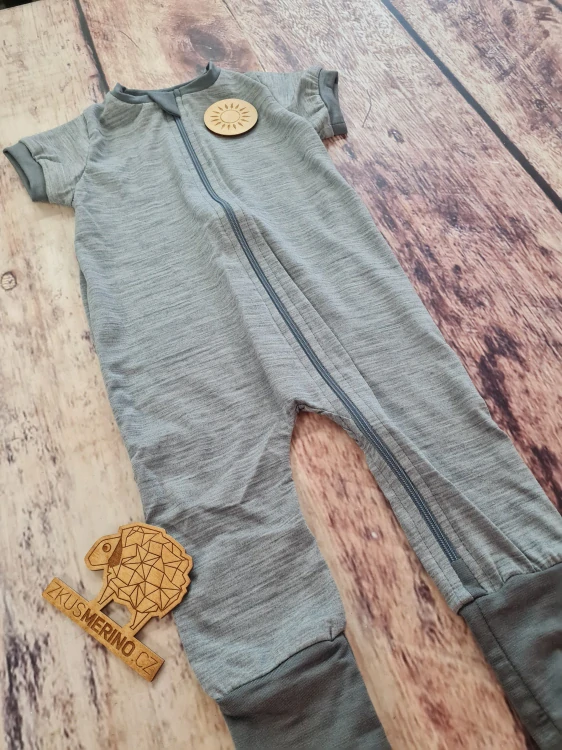 Rostoucí letní MERINO overal Lambio, KR & DN - Šedý melír