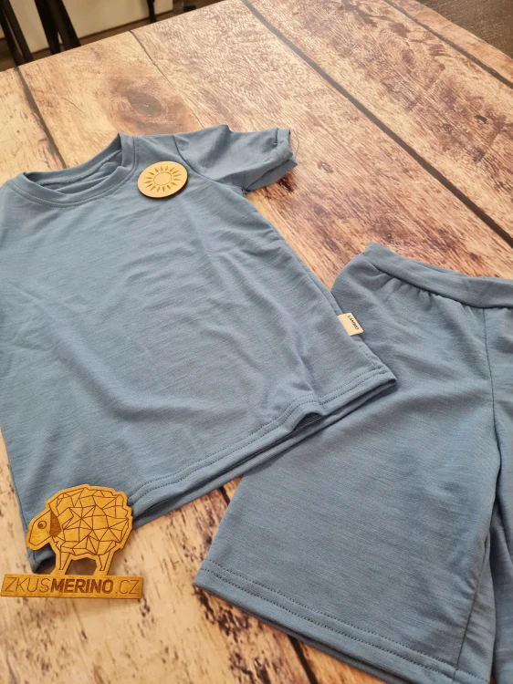Dětský letní merino/lycra komplet/pyžamo Lambio, KR - Holubí modř