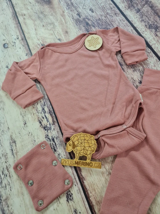 Rostoucí zimní MERINO komplet Lambio, DR - Dusty rose*