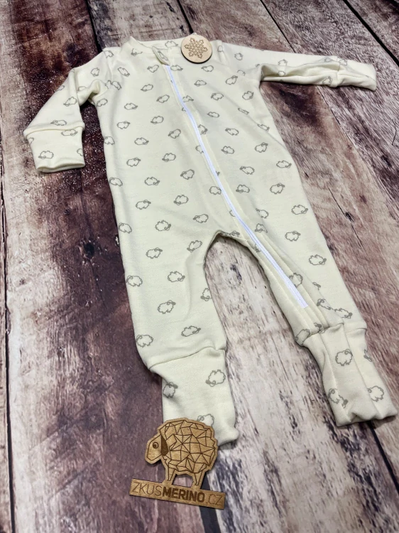 Rostoucí zimní MERINO overal Lambio, DR - Ovečky