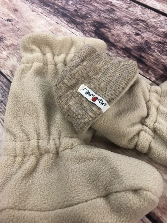 Merino capáčky ManyMonths - Garden Moss Green