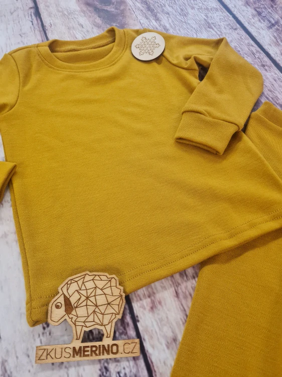 Zimní MERINO komplet / pyžamo Lambio - Hořčice*