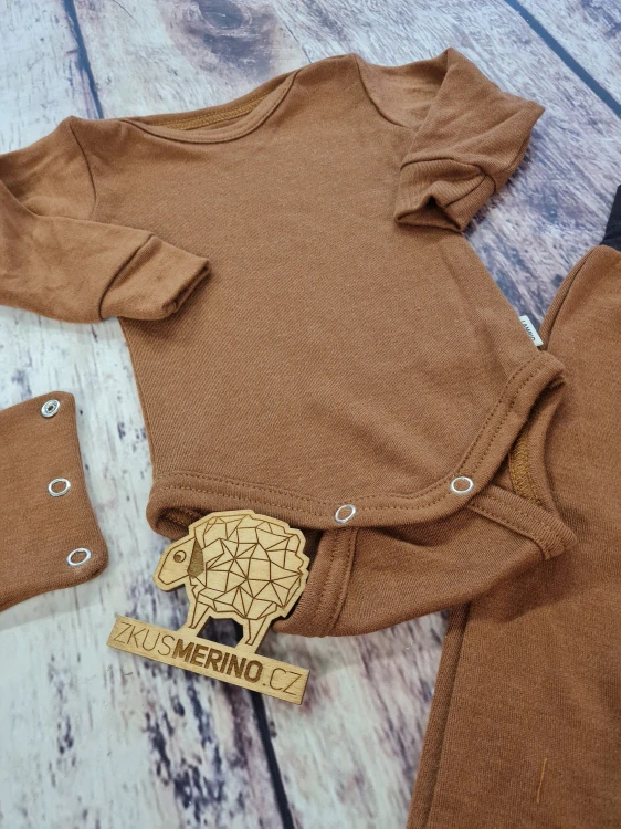 Rostoucí zimní MERINO komplet Lambio, DR - Skořice*