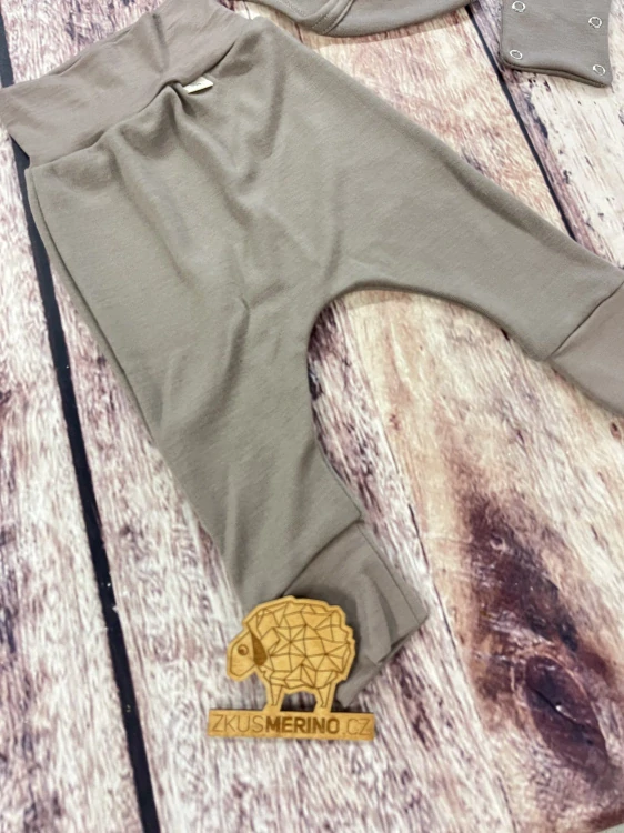 Rostoucí zimní MERINO komplet Lambio, DR - Oříšek