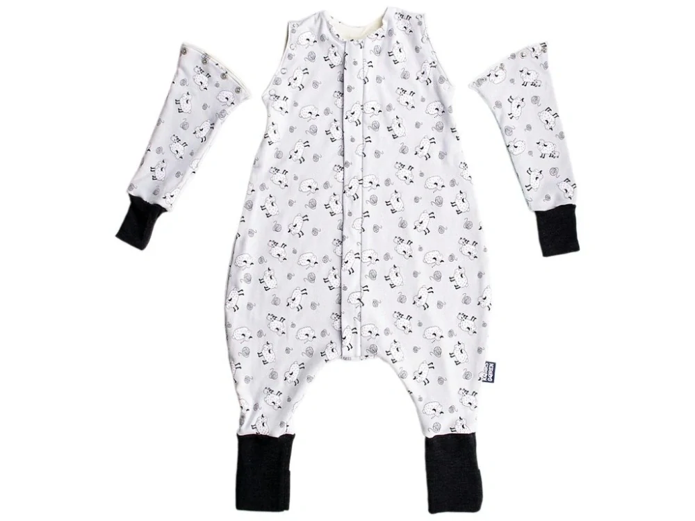 MERINO SPACÍ PYTEL S nožičkami A rukávy - OVEČKY černé nohavice