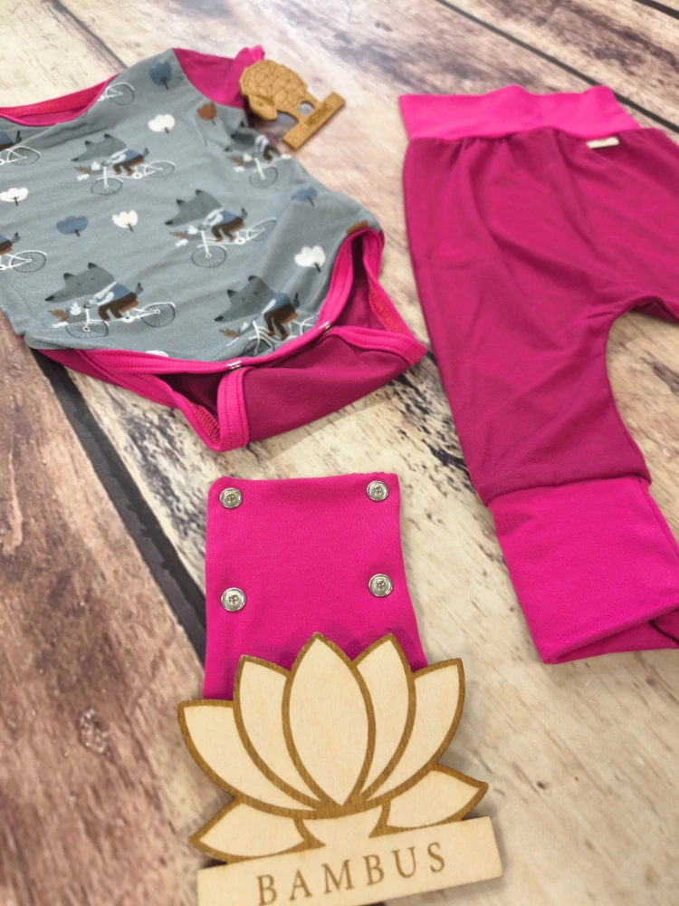 Rostoucí BAMBUSOVÝ komplet Lambio, KR - Vlci/sangria *