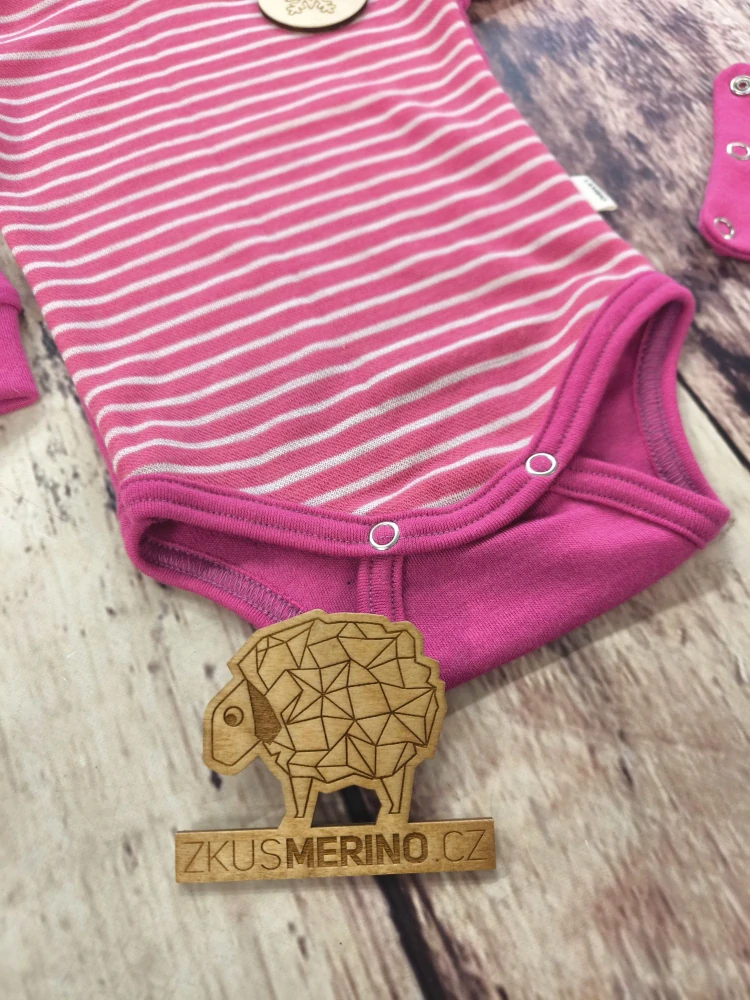 LIMITKA - Rostoucí zimní MERINO body Lambio, DR - Proužky/magenta*