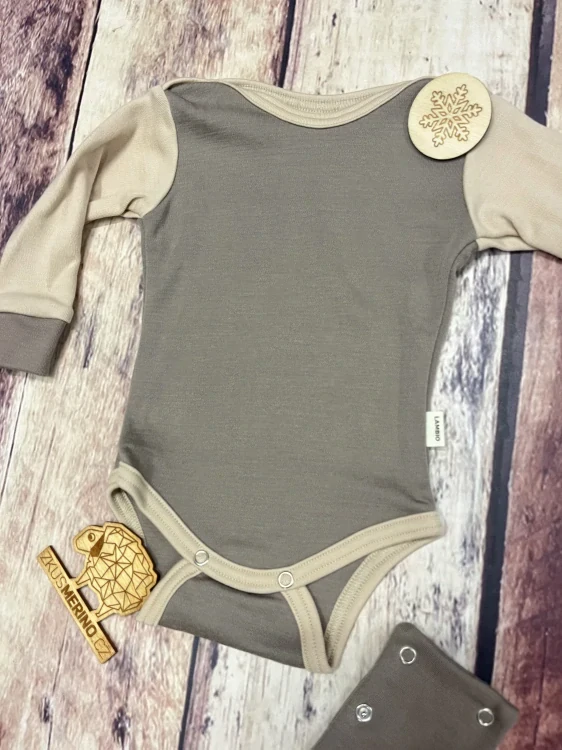 Rostoucí zimní MERINO body Lambio, DR - Oříšek/písek*