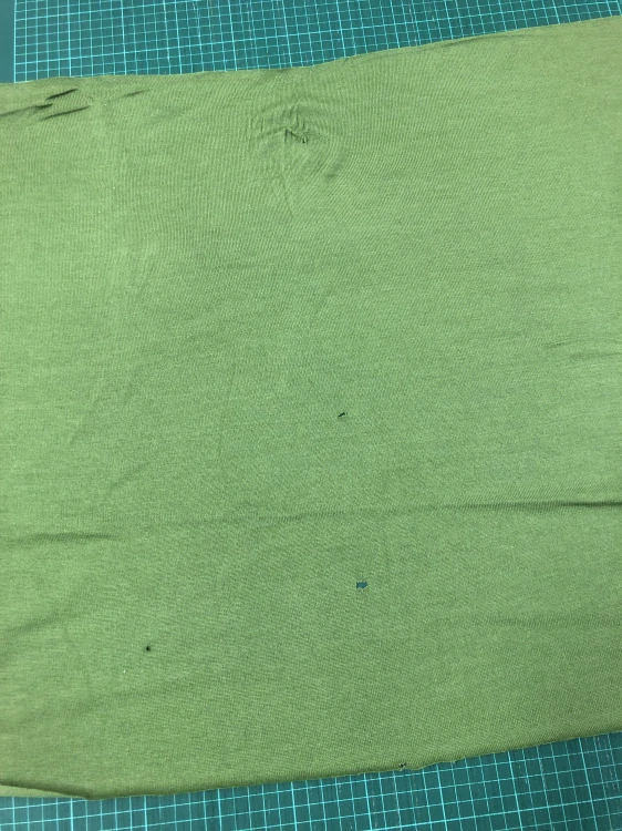 KUS 50CM S KAZEM - Merino metráž exclusive - Les