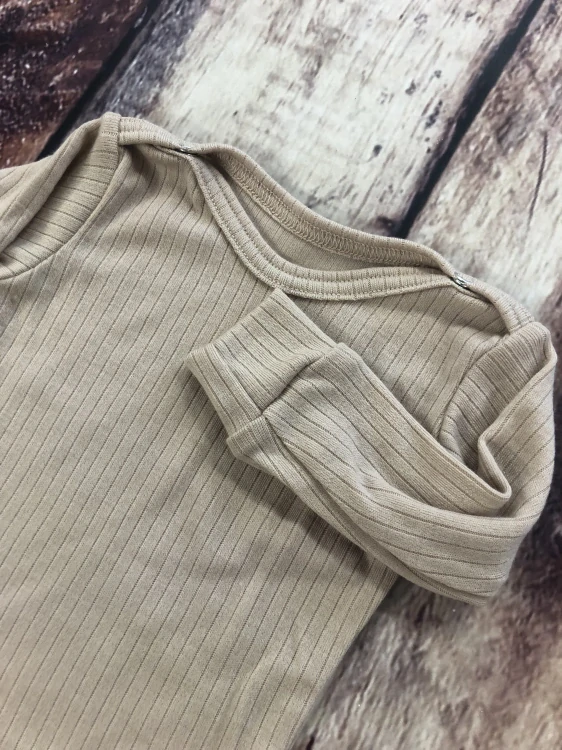 Rostoucí celoroční MERINO body Lambio, DR - Pískové žebro*