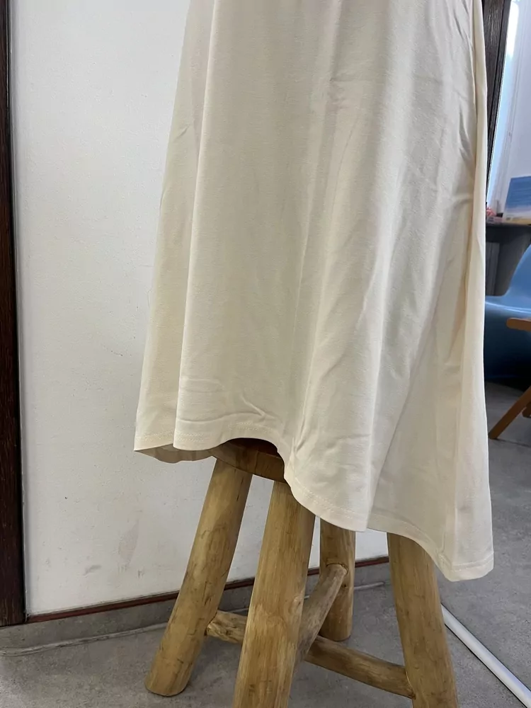 Kojicí šaty Amalie modal - CREAM