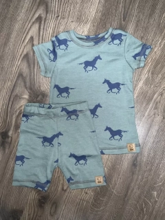Letní merino/hedvábí komplet ZM Basic, krátký rukáv - Koníci na šalvějové