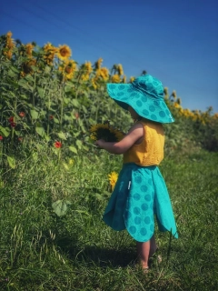 Klobouček s širokou krempou ManyMonths - Big Dots Turquoise